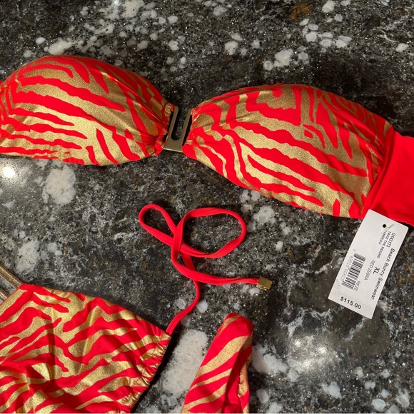 Like new, NWOT 3 piece Beach Bunny bikini XL tops, L bottoms - Picture 12 of 14